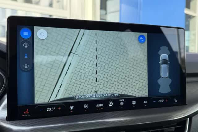 Ford Kuga (2024) thumbnail 48