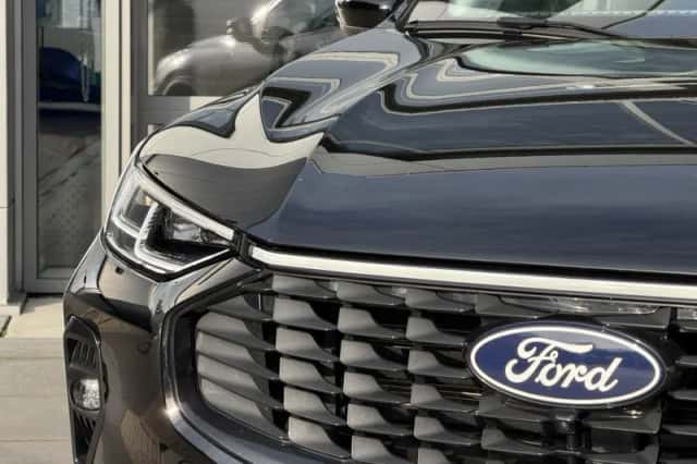 Ford Kuga (2024) thumbnail 6
