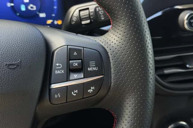 Ford Kuga (2022) thumbnail 21