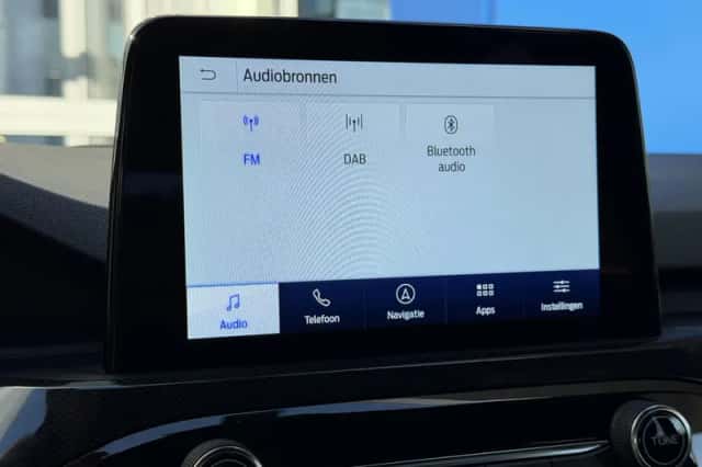 Ford Kuga (2022) thumbnail 26