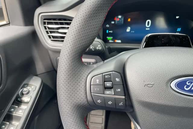 Ford Kuga (2026) thumbnail 12
