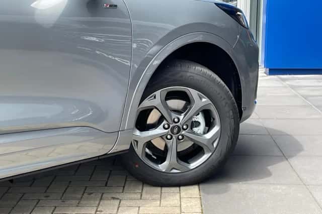 Ford Kuga (2026) thumbnail 9