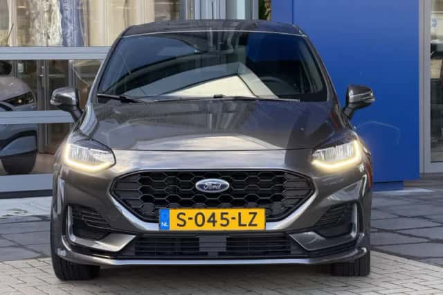 Ford Fiesta (2023) thumbnail 4