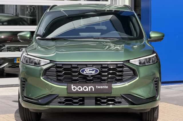 Ford Kuga (2026) thumbnail 4