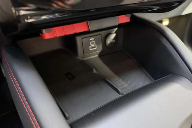 Ford Kuga (2026) thumbnail 32