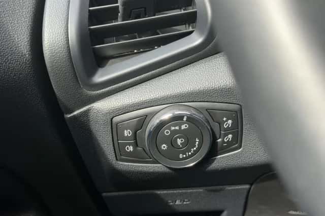 Ford EcoSport (2019) thumbnail 17