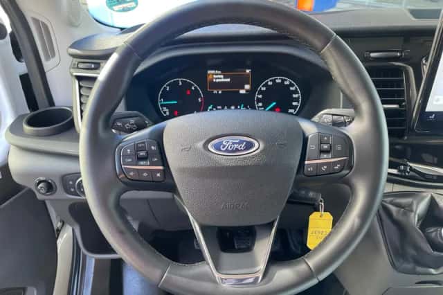 Ford Transit (2024) thumbnail 11
