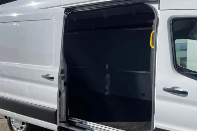 Ford Transit (2024) thumbnail 26