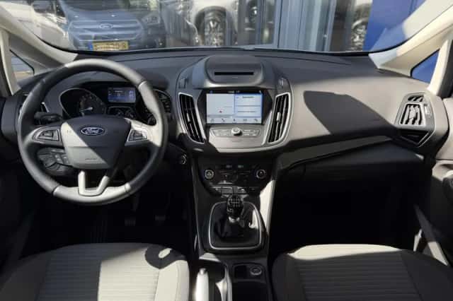 Ford C-Max (2018) thumbnail 2