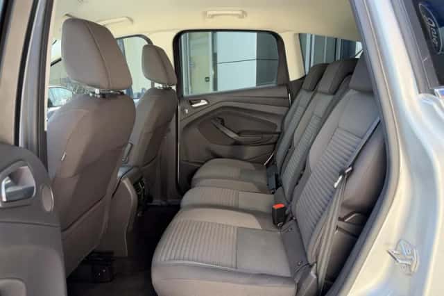 Ford C-Max (2018) thumbnail 12