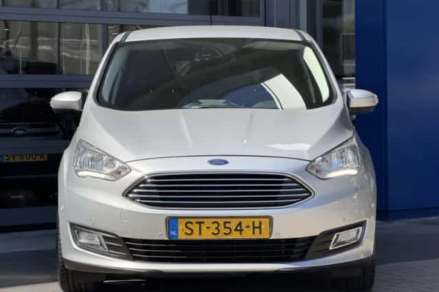 Ford C-Max (2018) thumbnail 4