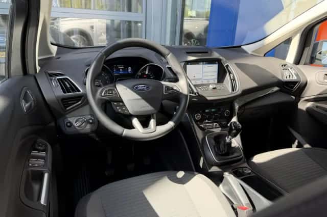 Ford C-Max (2018) thumbnail 10