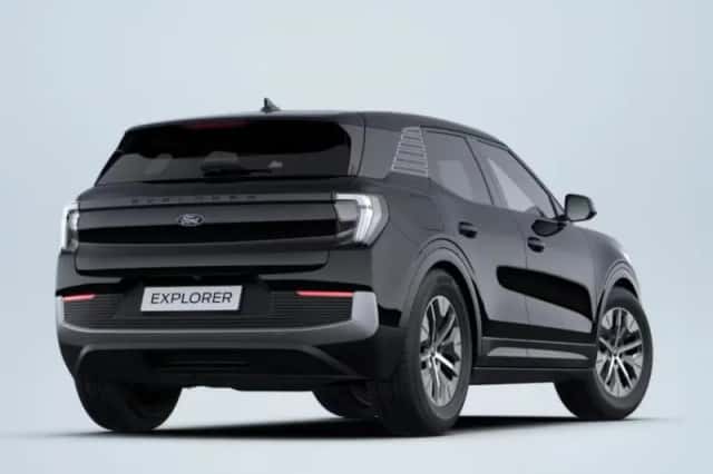 Ford Explorer (2026) thumbnail 2