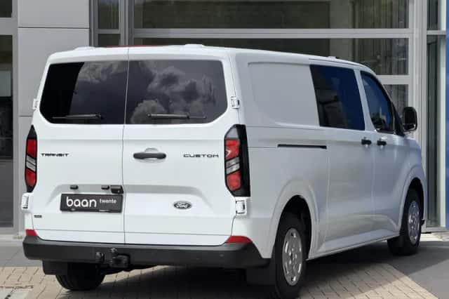 Ford Transit Custom (2026) thumbnail 3