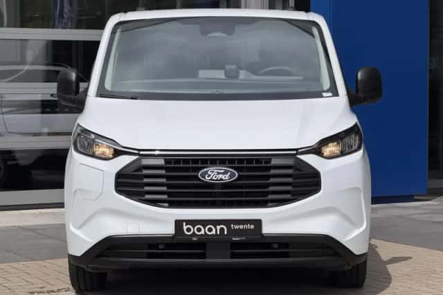 Ford Transit Custom (2026) thumbnail 4