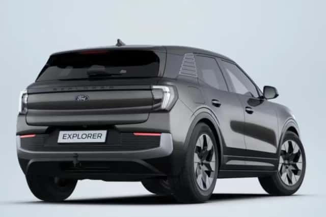 Ford Explorer (2026) thumbnail 2