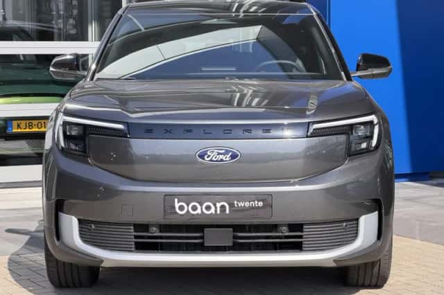 Ford Explorer (2026) thumbnail 4