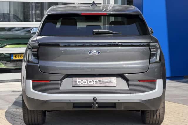 Ford Explorer (2026) thumbnail 5