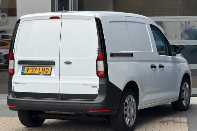 Ford Transit Connect (2024) thumbnail 3