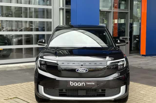 Ford Explorer (2026) thumbnail 2