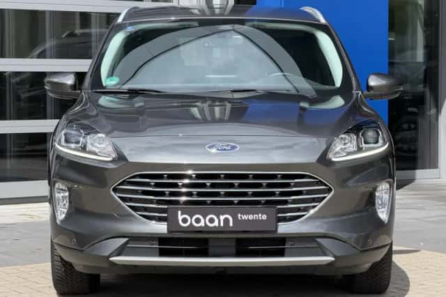 Ford Kuga (2022) thumbnail 4