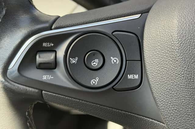 Opel Grandland X (2020) thumbnail 20