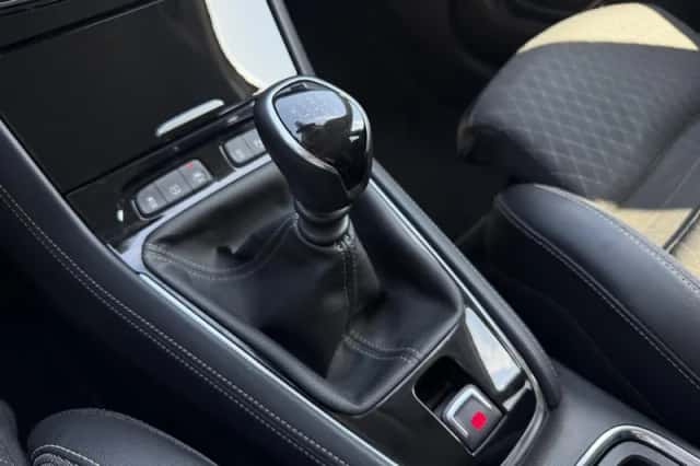 Opel Grandland X (2020) thumbnail 25