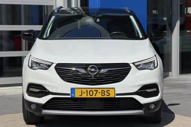 Opel Grandland X (2020) thumbnail 4
