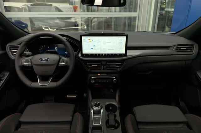 Ford Kuga (2026) thumbnail 2