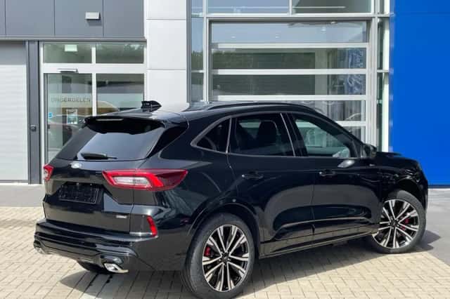 Ford Kuga (2026) thumbnail 2