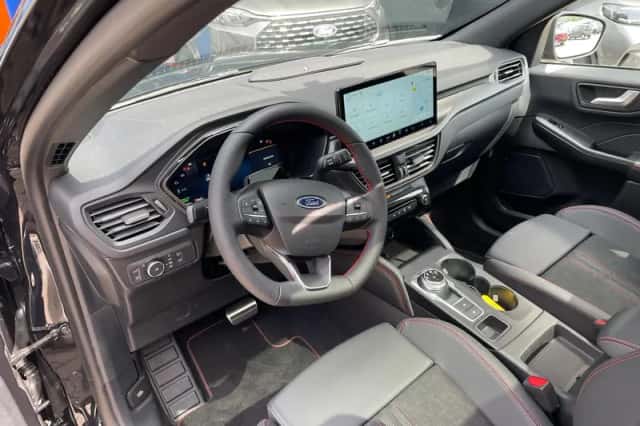 Ford Kuga (2026) thumbnail 11