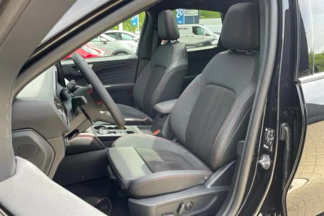 Ford Kuga (2026) thumbnail 12