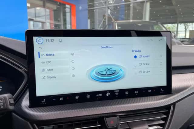 Ford Kuga (2026) thumbnail 28