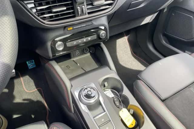 Ford Kuga (2026) thumbnail 30