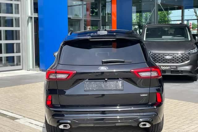 Ford Kuga (2026) thumbnail 5
