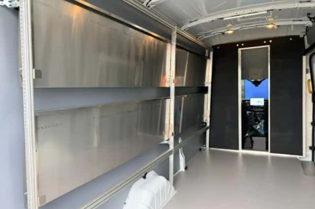 Ford E-Transit (2026) thumbnail 17