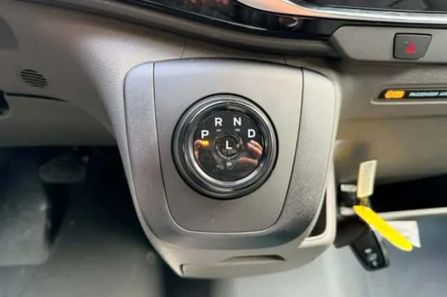 Ford E-Transit (2026) thumbnail 25