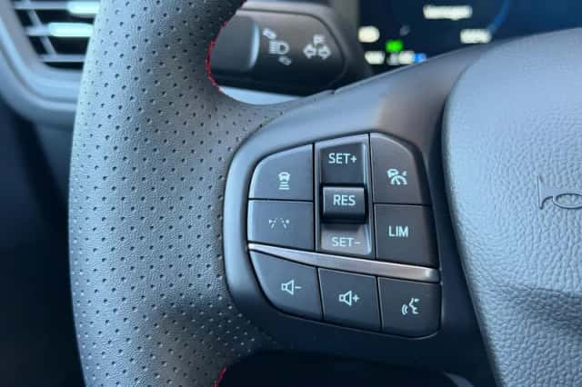 Ford Kuga (2026) thumbnail 16