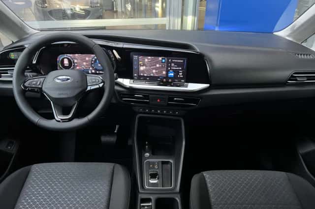 Ford Tourneo Connect (2025) thumbnail 2