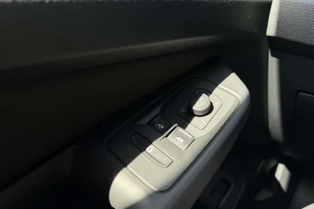 Ford Tourneo Connect (2025) thumbnail 22