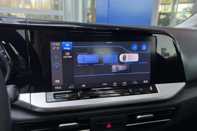 Ford Tourneo Connect (2025) thumbnail 31