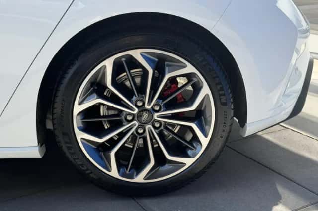 Ford Focus (2025) thumbnail 10