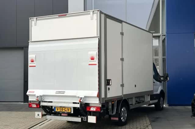 Ford Transit (2024) thumbnail 4