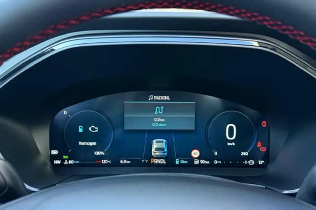 Ford Kuga (2026) thumbnail 17