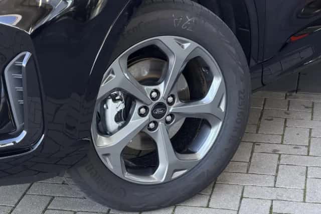 Ford Kuga (2026) thumbnail 6