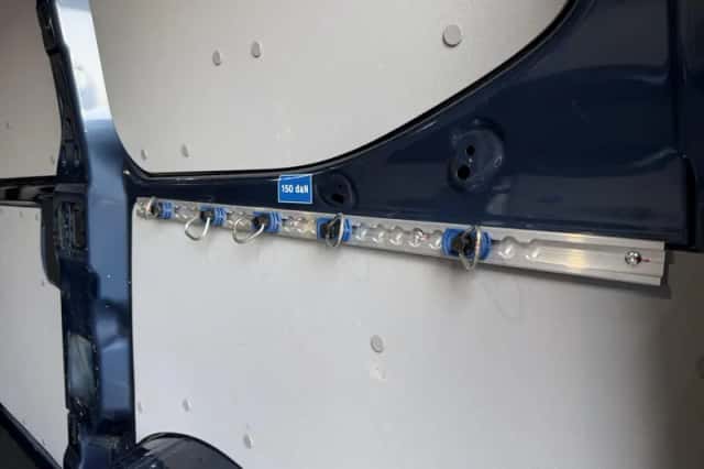 Ford Transit Custom (2024) thumbnail 18