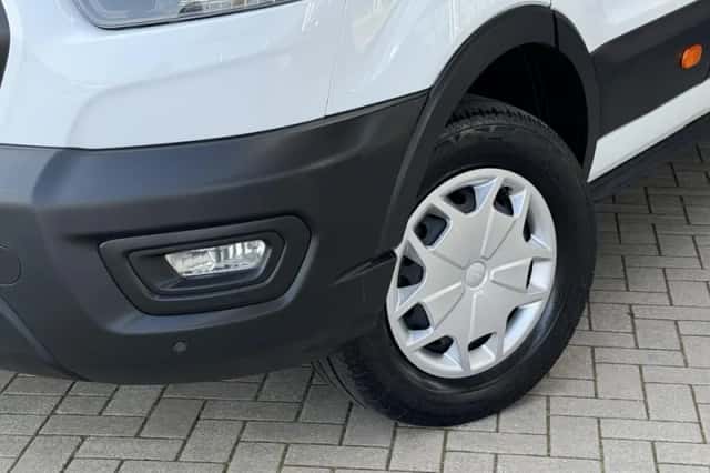 Ford Transit (2023) thumbnail 6