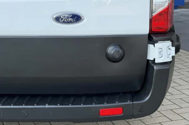 Ford Transit (2023) thumbnail 10