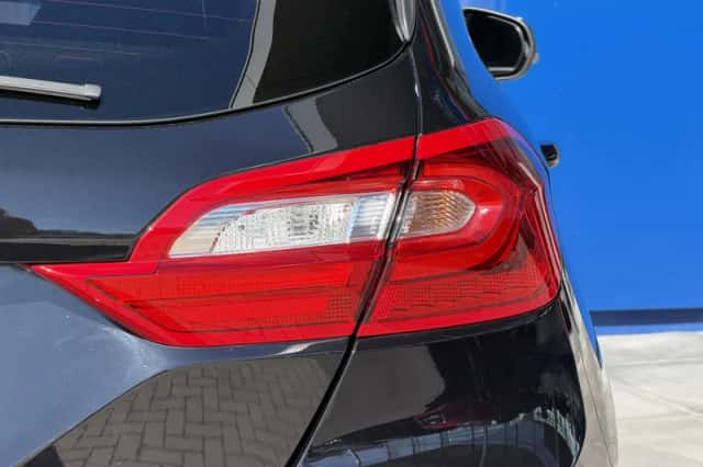 Ford Fiesta (2018) thumbnail 9