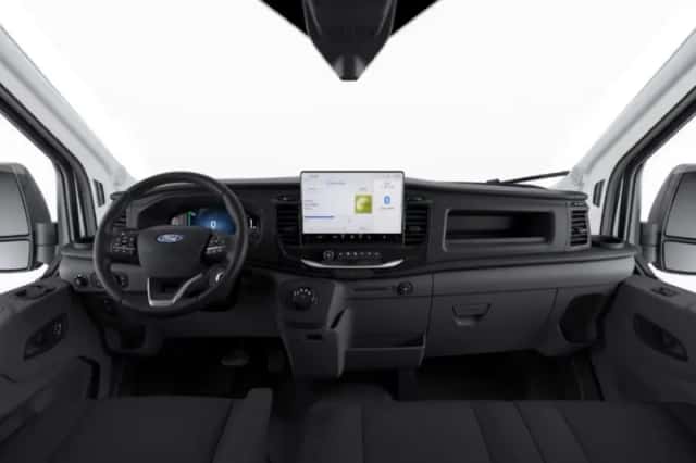 Ford E-Transit (2026) thumbnail 3